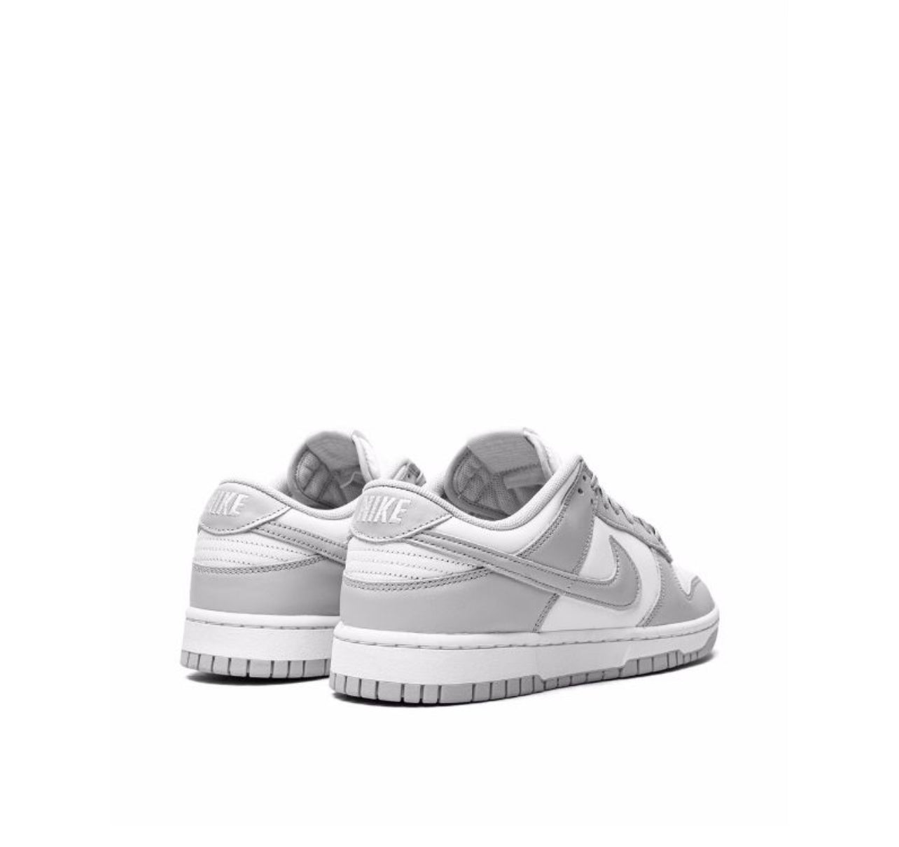 Nike SB Dunk Low "Grey Fog"